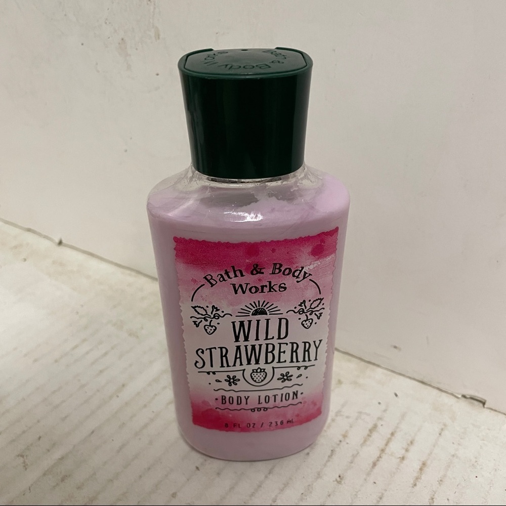 Bath Body Works Wild Strawberry Body Lotion HTF